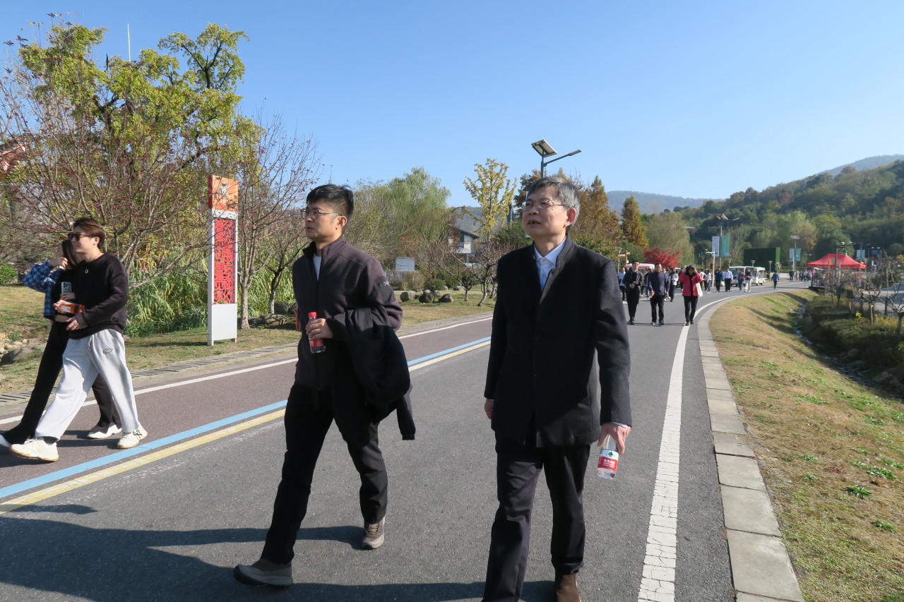 九游无人机演示体验新科技魅力